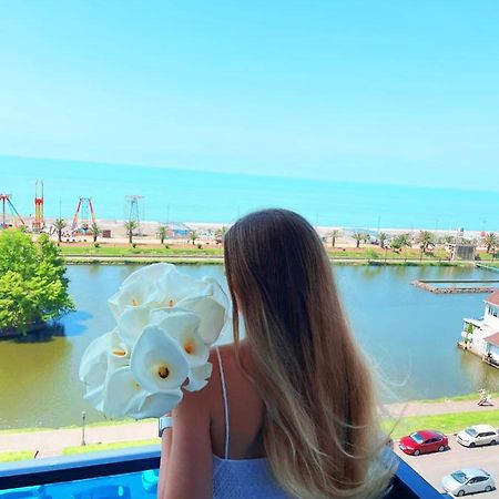 Orbi City Sea View Batumi Eksteriør billede