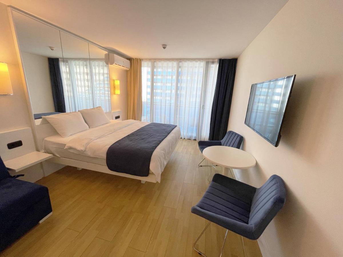 Orbi City Sea View Batumi Eksteriør billede