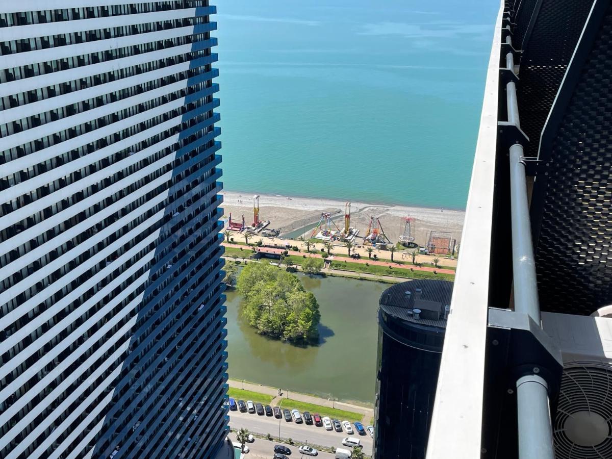 Orbi City Sea View Batumi Eksteriør billede