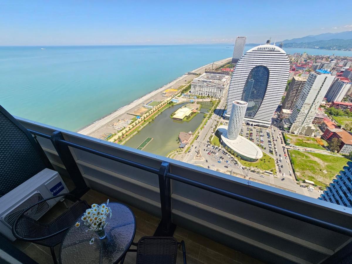 Orbi City Sea View Batumi Eksteriør billede