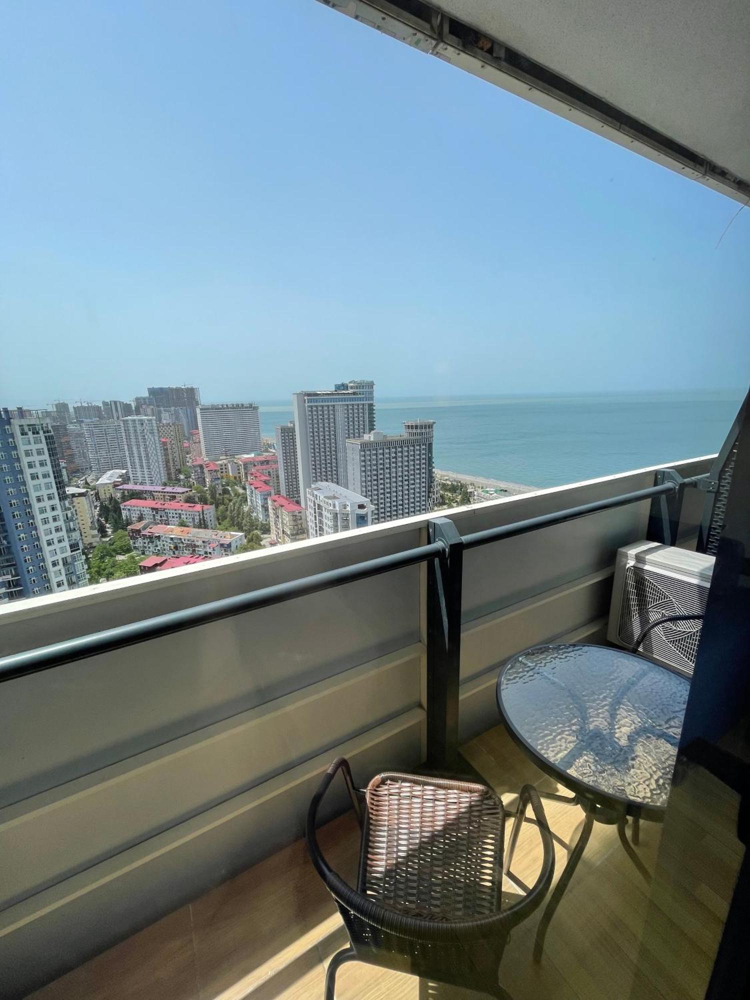 Orbi City Sea View Batumi Eksteriør billede