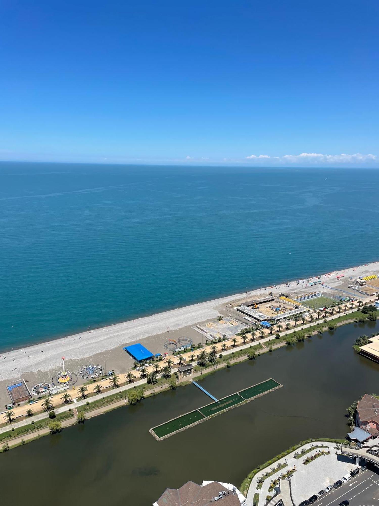 Orbi City Sea View Batumi Eksteriør billede