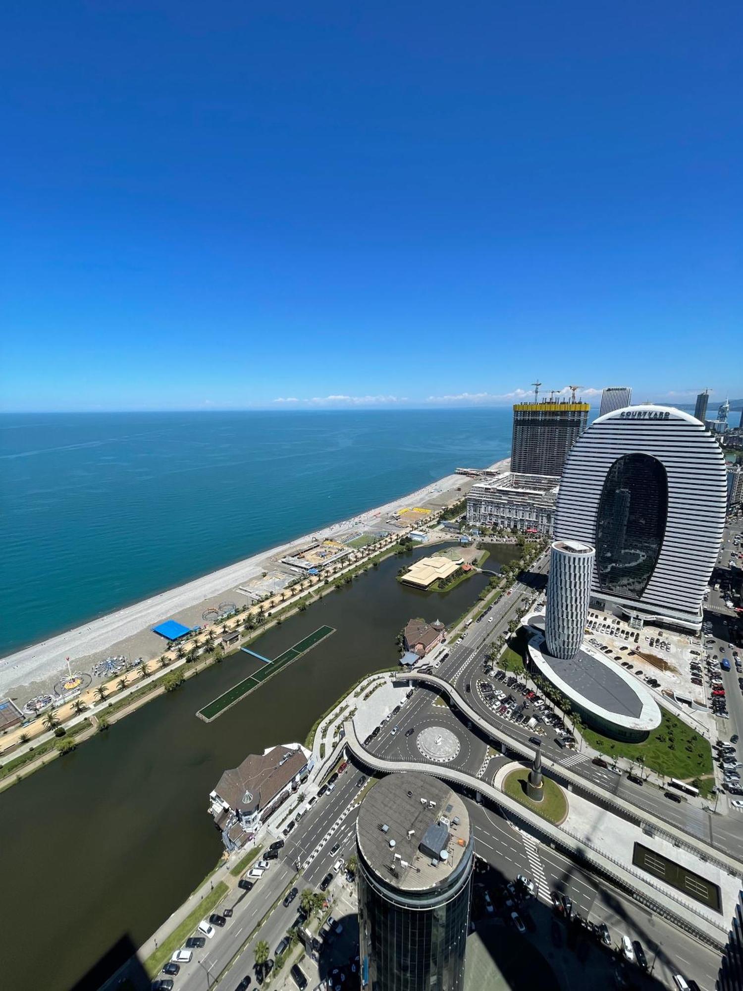 Orbi City Sea View Batumi Eksteriør billede