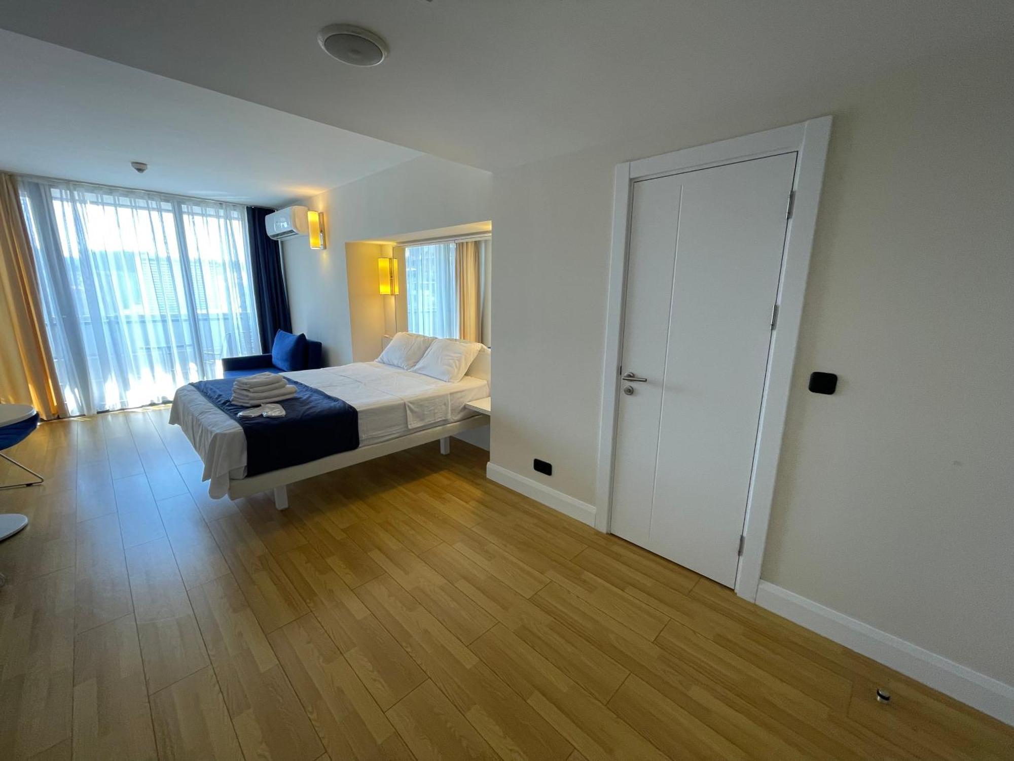 Orbi City Sea View Batumi Eksteriør billede